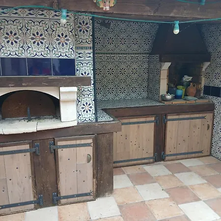 بيت للعطل La Boheminne Le Castellas